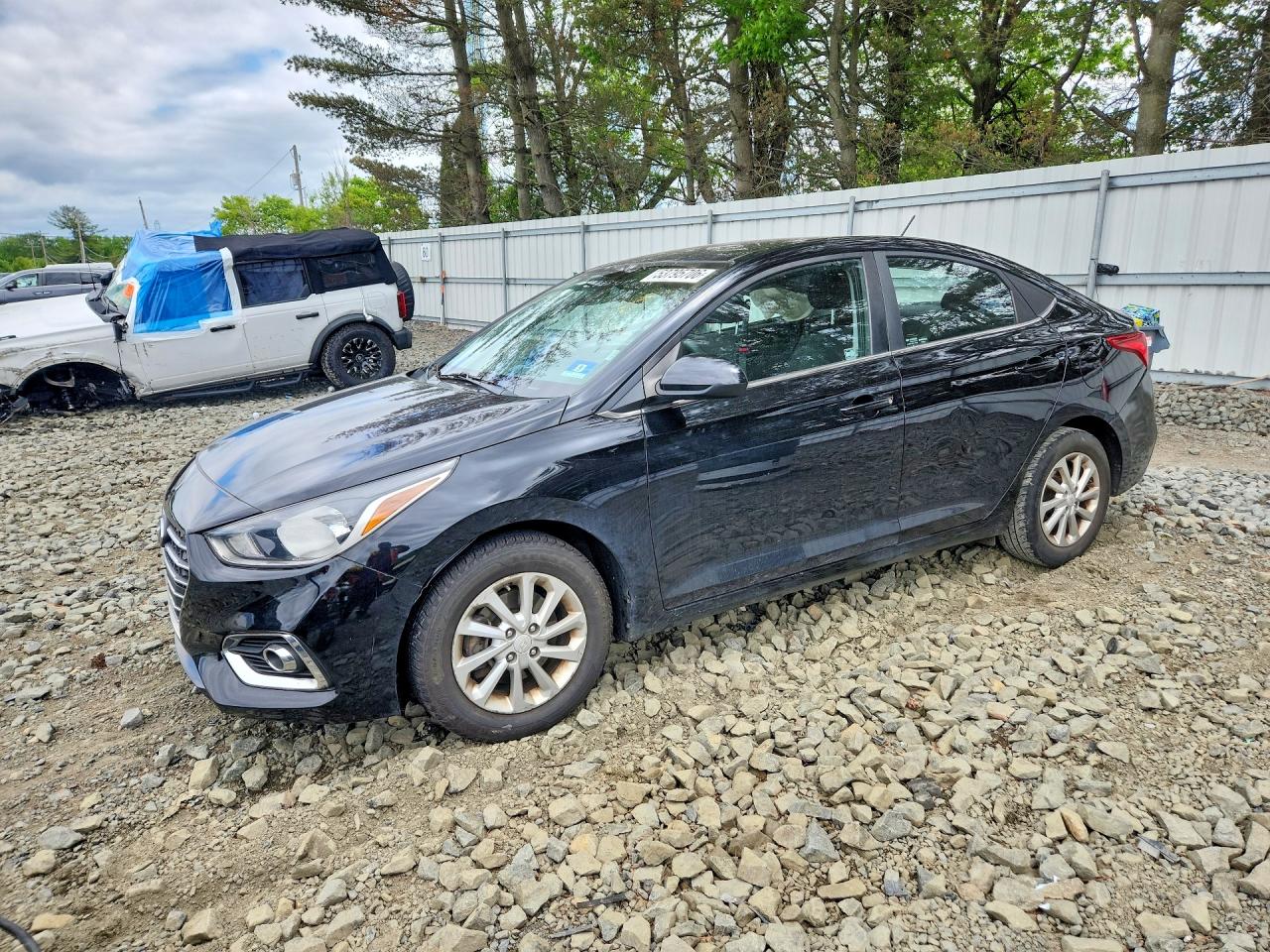 2020 Hyundai Accent SEL, VIN 3KPC24A62LE112571 — Side
