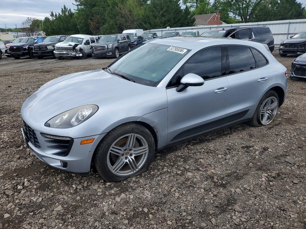 2017 Porsche Macan, VIN WP1AA2A52HLB01766 — Front end