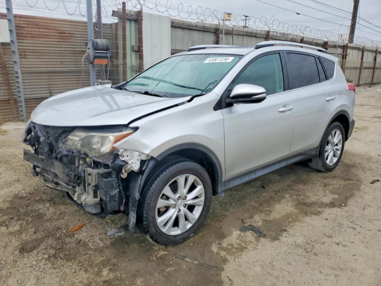 2013 Toyota RAV4 Limited, VIN 2T3DFREVXDW001294 — Front end