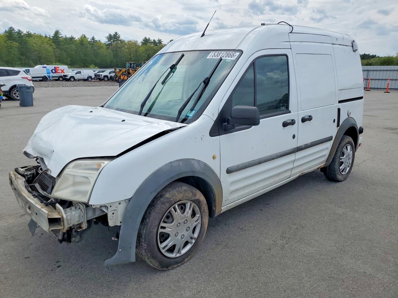 2011 Ford Transit Connect XLT, VIN NM0LS7BN5BT067426 — Front end