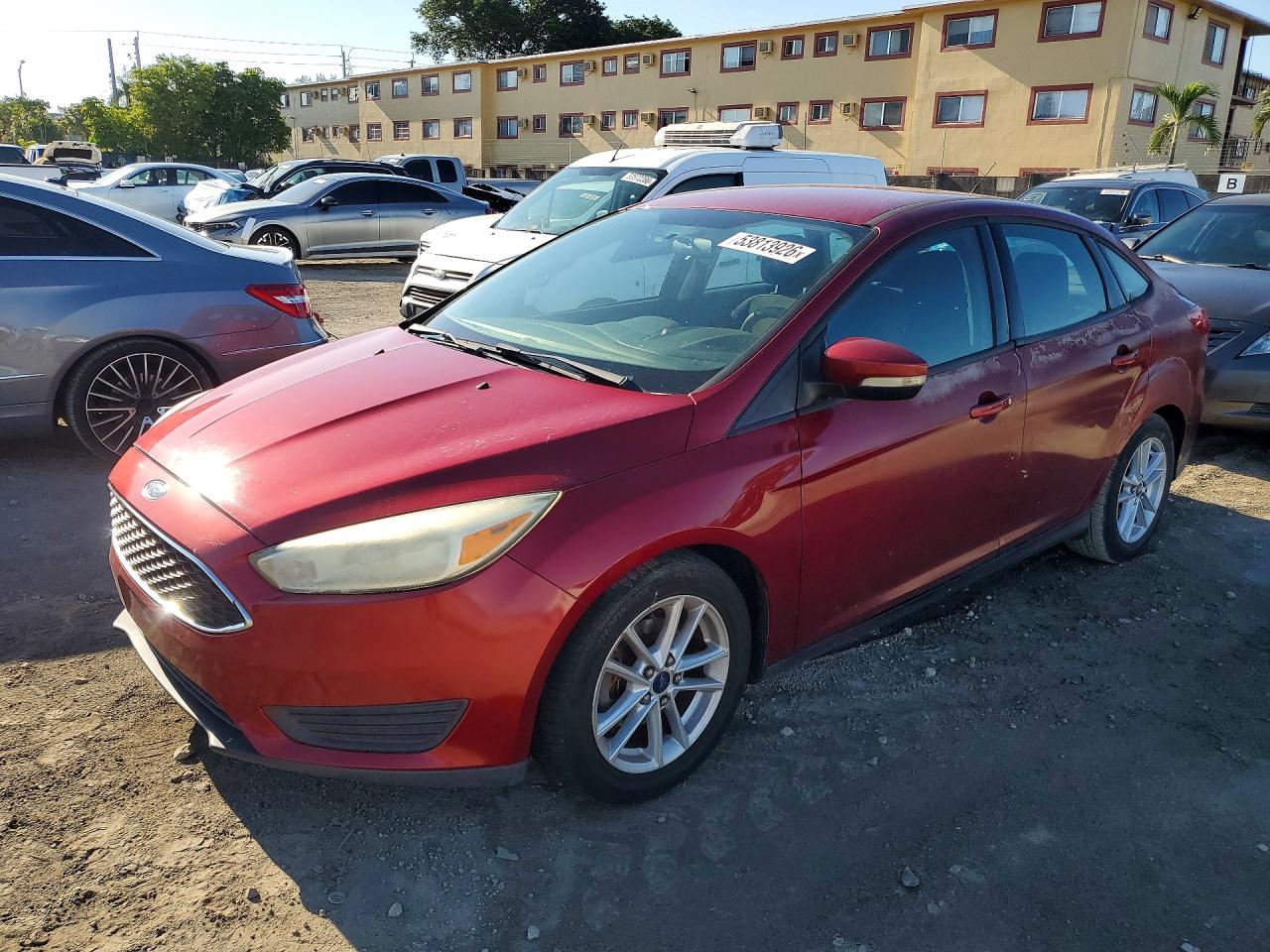 2015 Ford Focus SE, VIN 1FADP3F28FL270842 — Minor dents and scratches