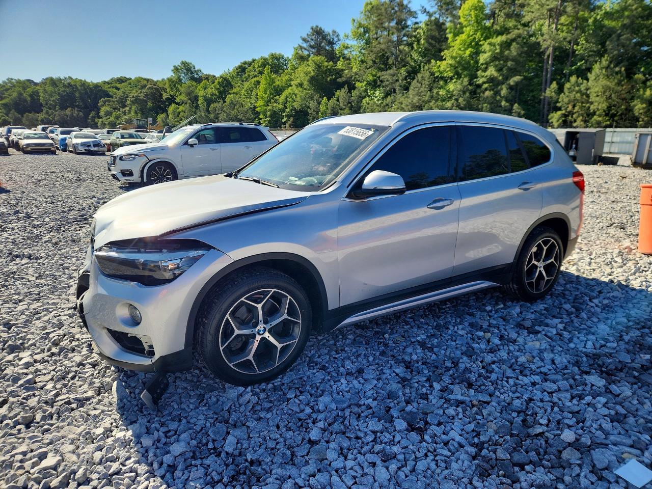 2019 BMW X1 sDrive28i, VIN WBXHU7C57K5L10937 — Front end
