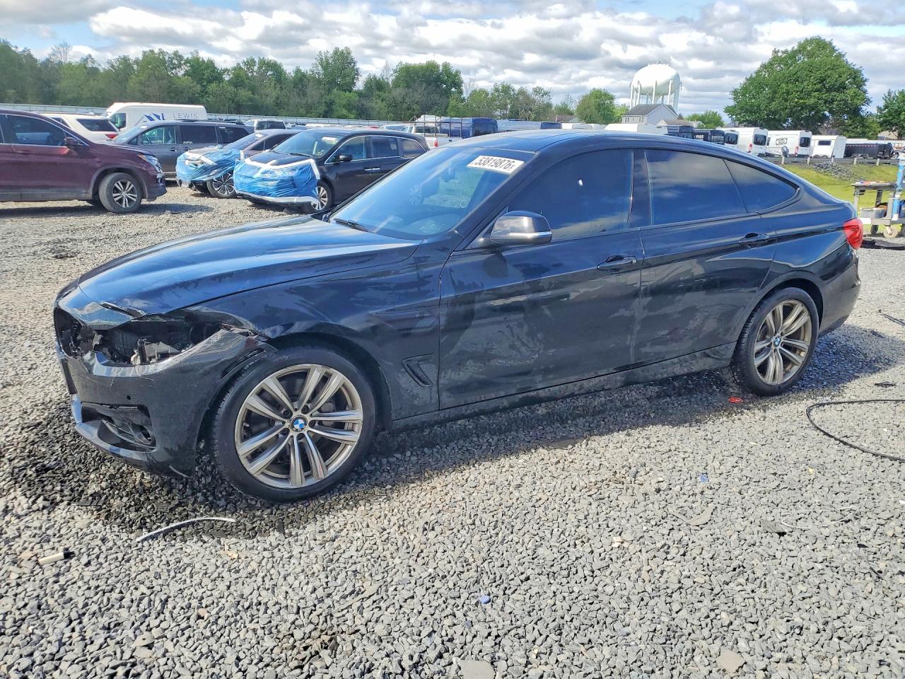 2015 BMW 3 Series 335i Gran Turismo xDrive, VIN WBA3X9C54FD868814 — Front end