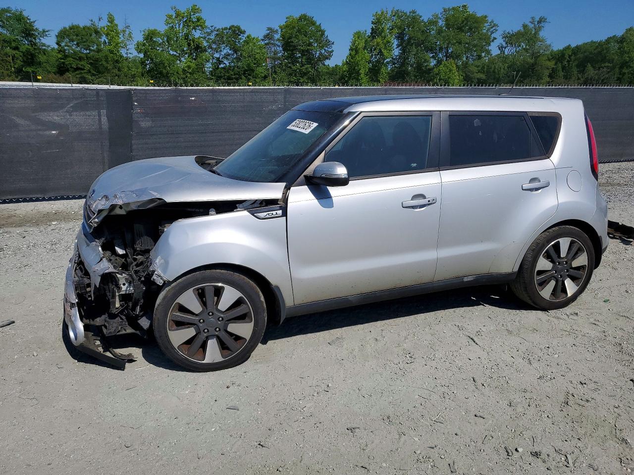 2014 Kia Soul +, VIN KNDJX3A55E7701921 — Front end