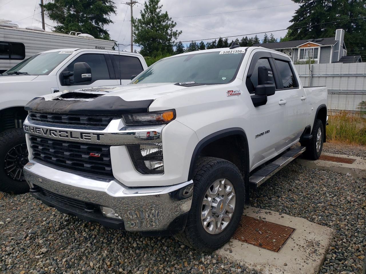 2023 Chevrolet Silverado 3500HD LT, VIN 2GC4YTEY4P1712519 — Engine fire