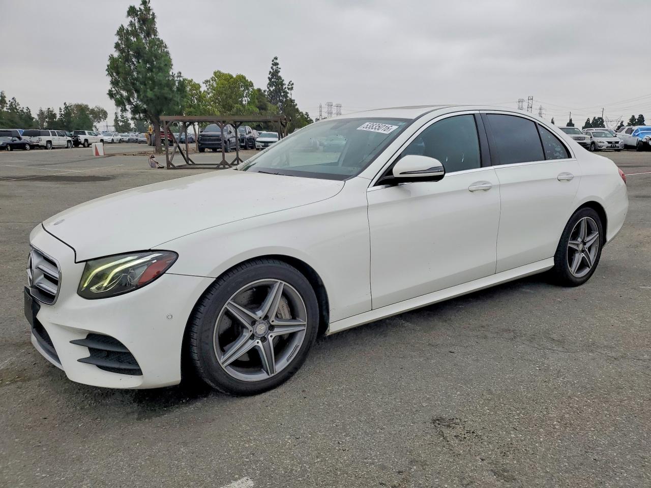 2017 Mercedes-Benz E 300 Luxury, VIN WDDZF4JB2HA035146 — Side