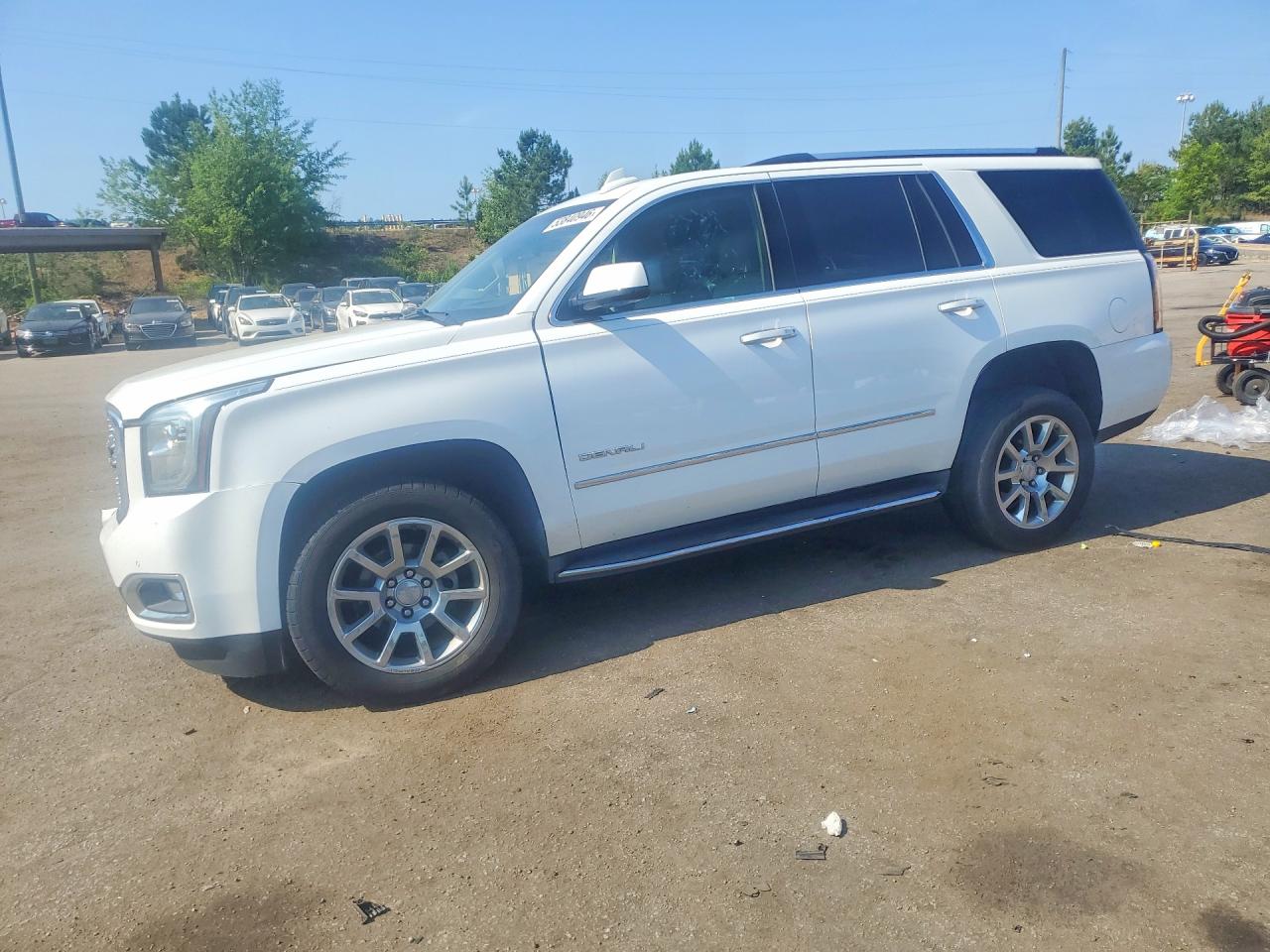 2019 GMC Yukon Denali, VIN 1GKS1CKJXKR209083 — Front end
