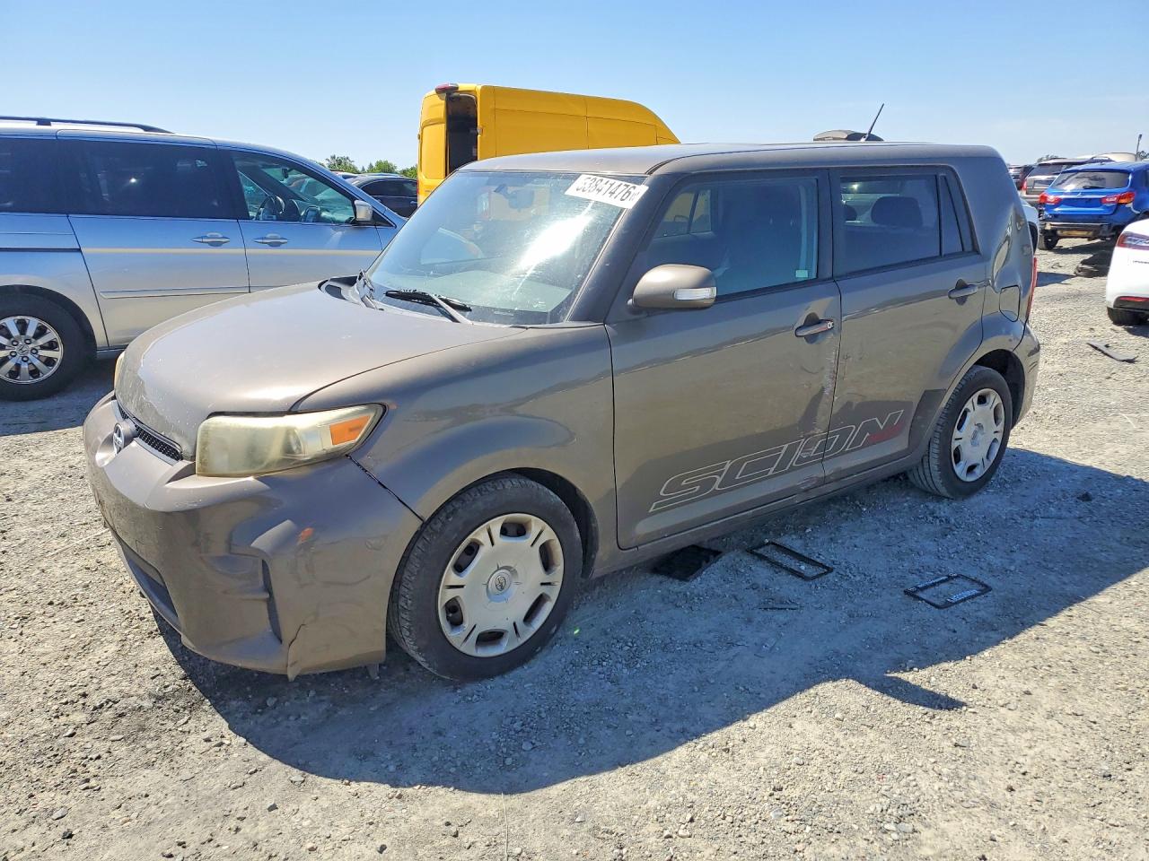 2011 Scion xB, VIN JTLZE4FE6B1138307 — Бок
