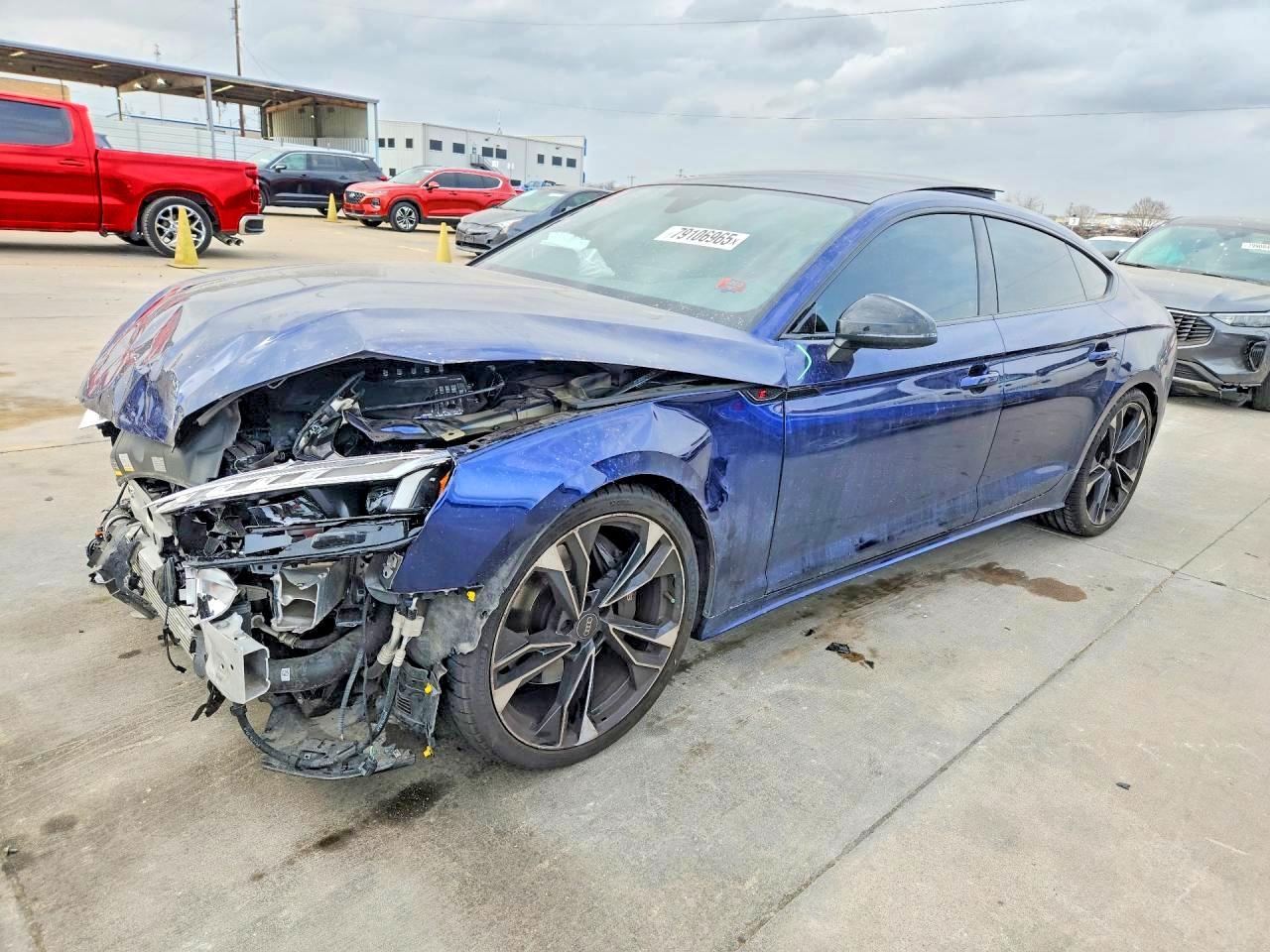 2024 Audi S5 Sportback Premium Plus, VIN WAUC4CF51RA122716 — Перед