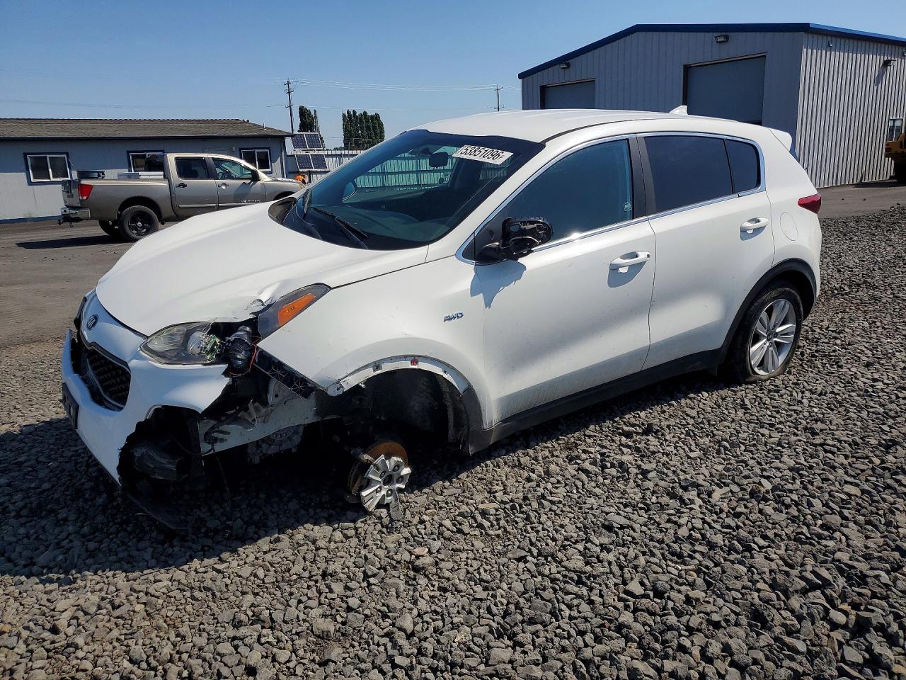 2017 Kia Sportage LX, VIN KNDPMCAC3H7121461 — Front end