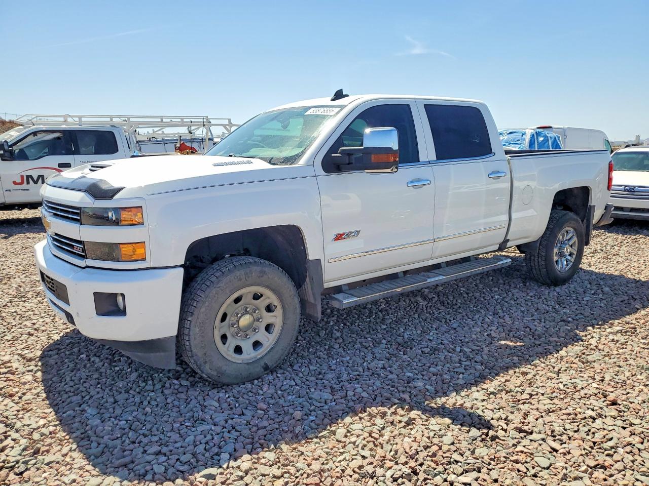 2019 Chevrolet Silverado 3500HD LTZ, VIN 1GC4KXCY1KF184791 — Бок