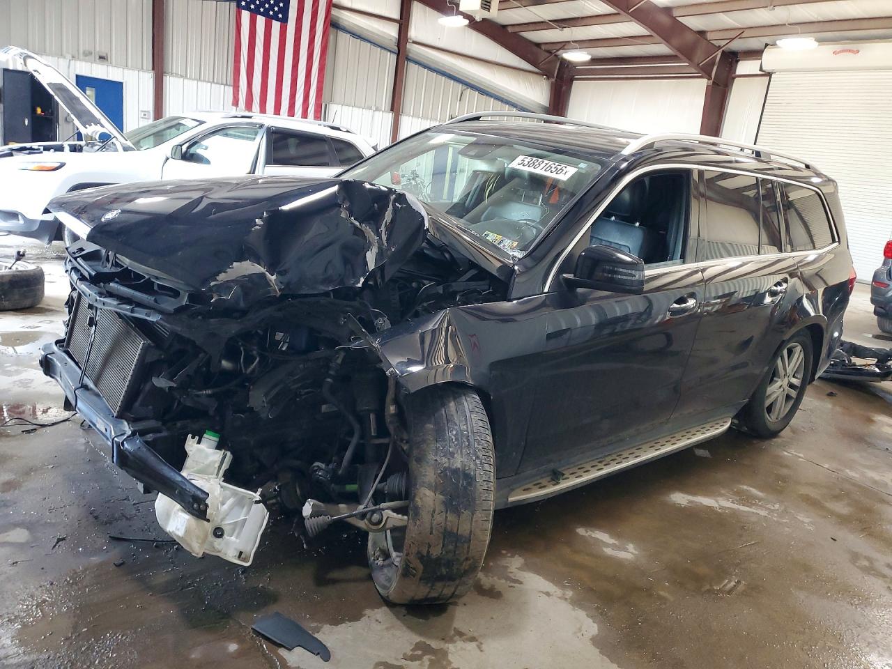 2014 Mercedes-Benz GL 450, VIN 4JGDF7CE0EA437798 — Front end