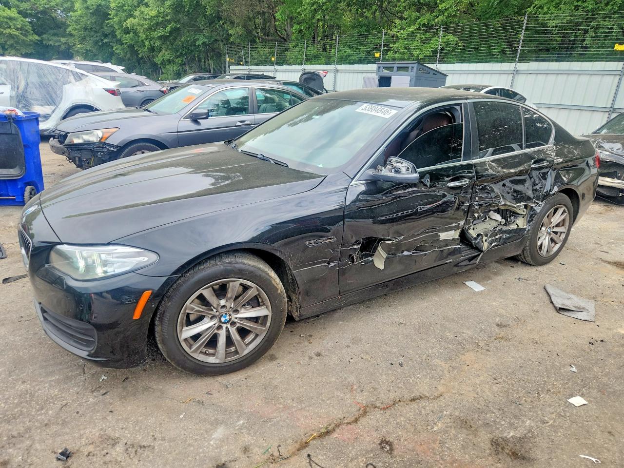 2014 BMW 5 Series 528i xDrive, VIN WBA5A7C53ED613164 — Side