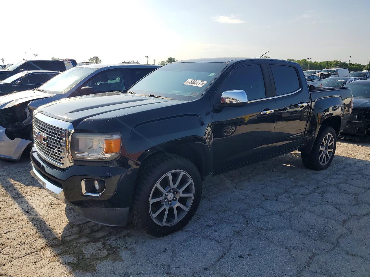 2018 GMC Canyon 4WD Denali, VIN 1GTG6EEN8J1288179 — Rear end
