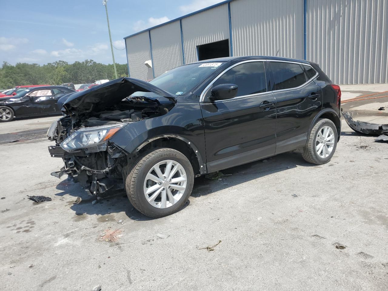 2018 Nissan Rogue S, VIN JN1BJ1CP0JW500469 — Front end