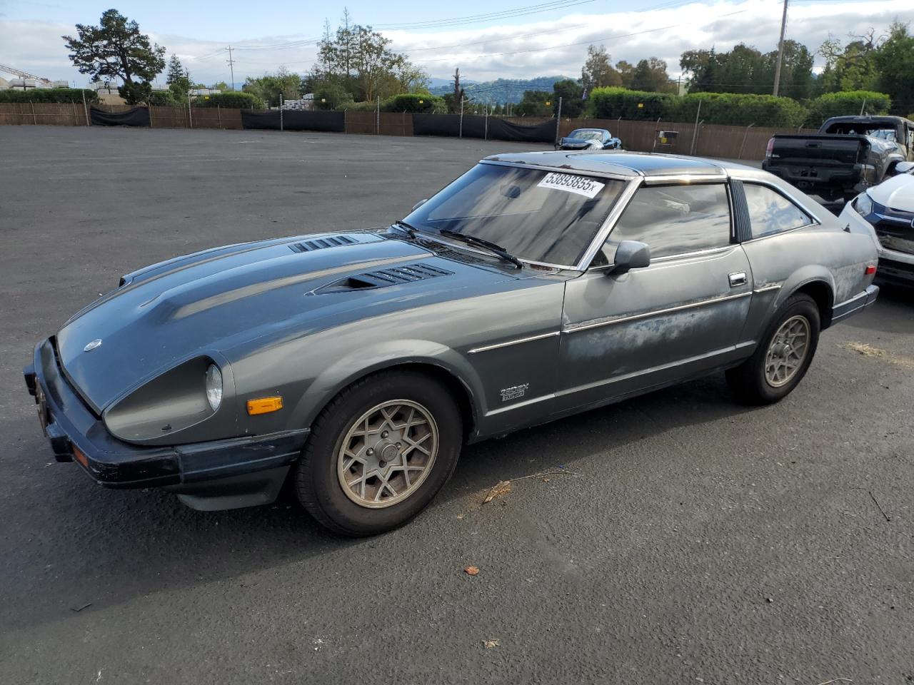 1983 Datsun 280ZX, VIN JN1CZ06S1DX700637 — Мелкие вмятины и царапины