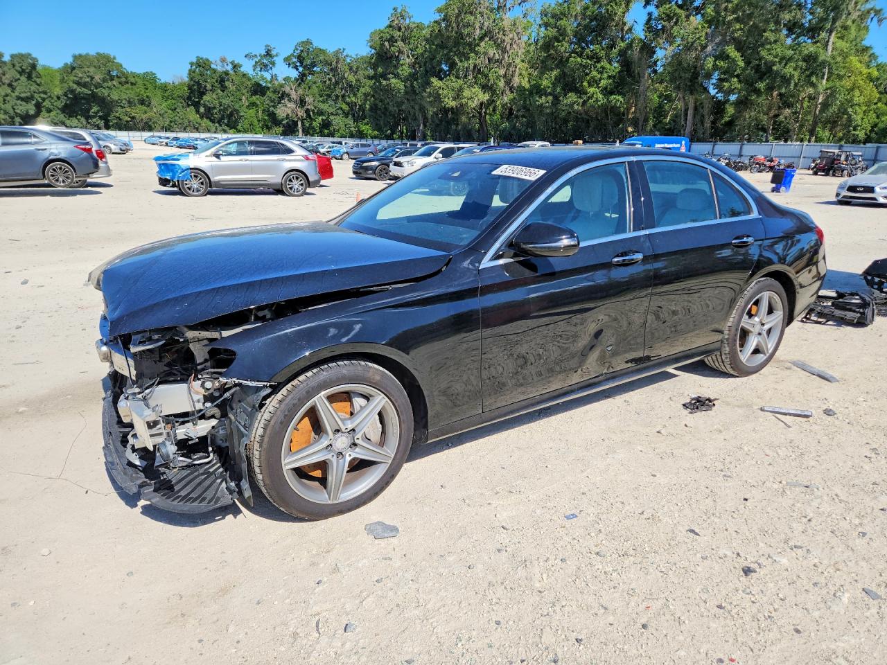 2017 Mercedes-Benz E 300 Luxury, VIN WDDZF4KB7HA019765 — Front end