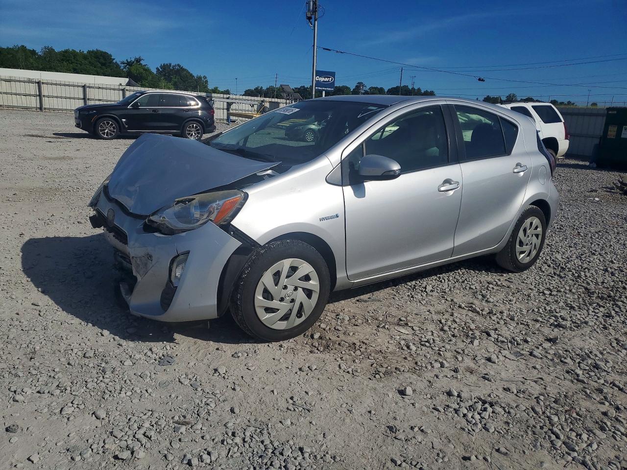 2016 Toyota Prius One, VIN JTDKDTB30G1119466 — Перед