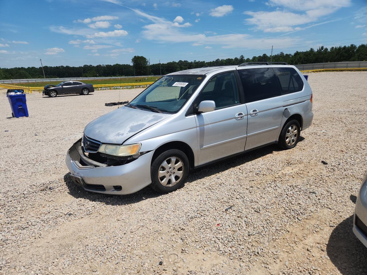 2004 Honda Odyssey EX, VIN 5FNRL18624B001963 — Rear end