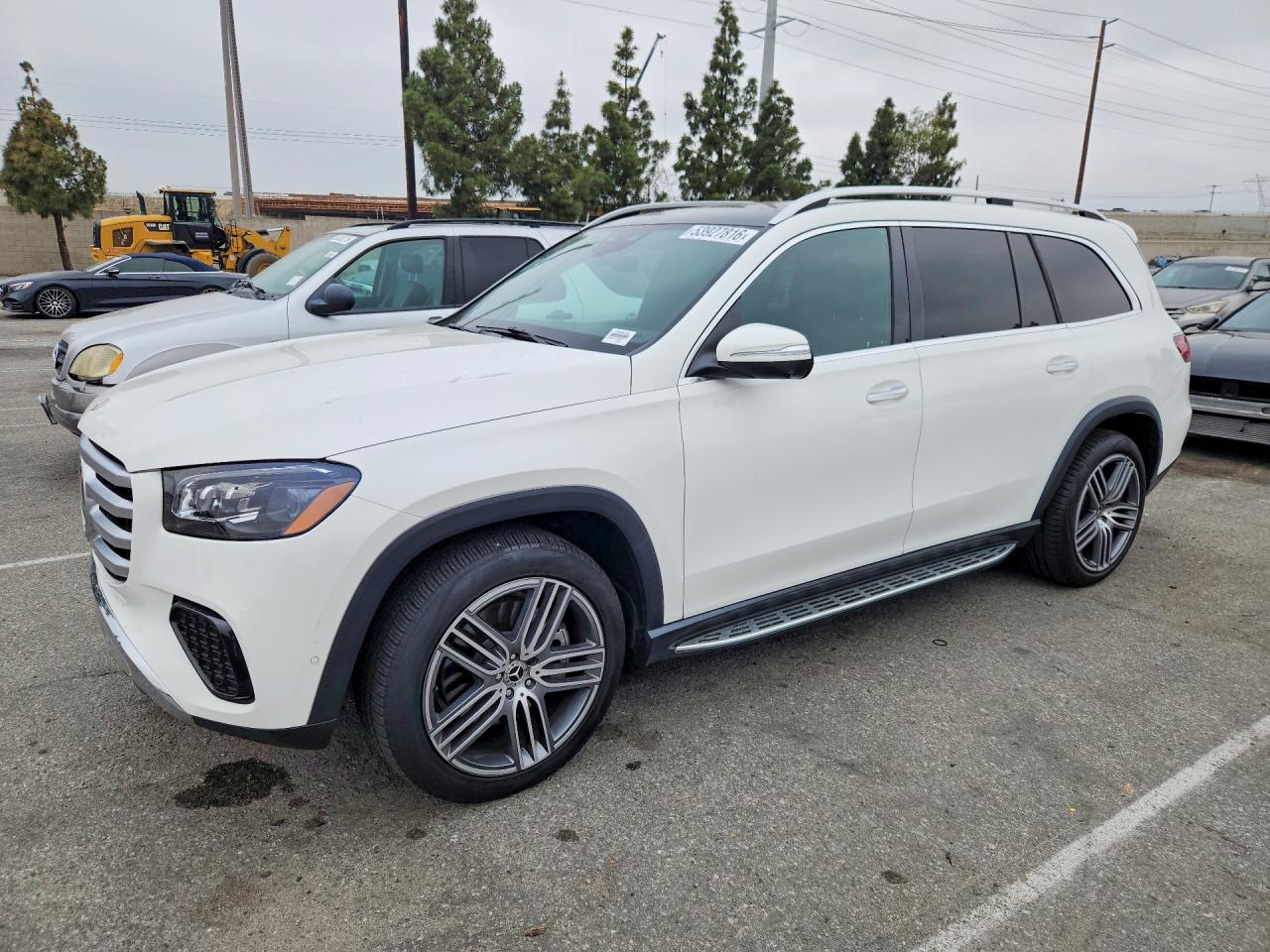 2024 Mercedes-Benz GLS 450, VIN 4JGFF5KE5RB037623 — Minor dents and scratches