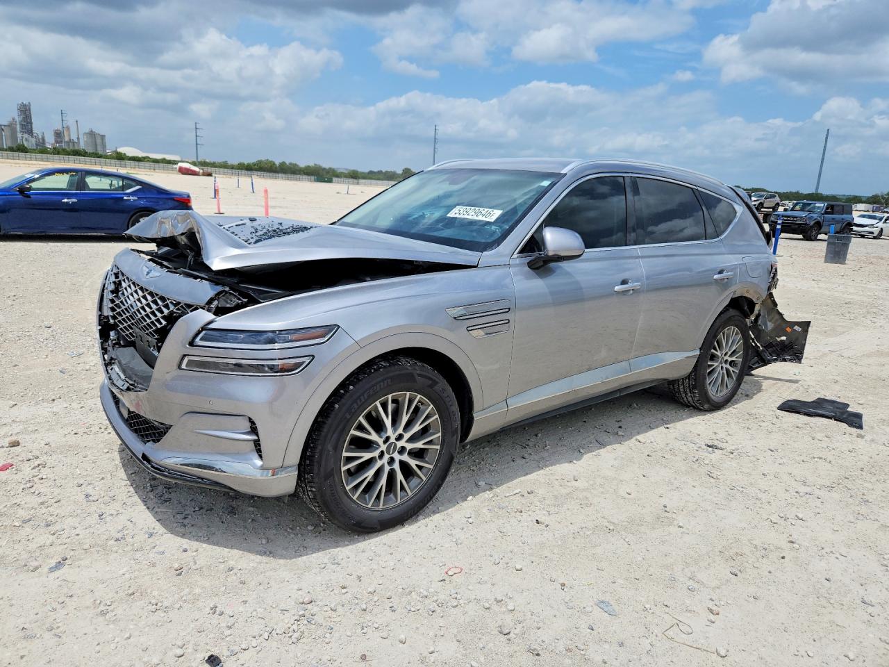2024 Genesis GV80, VIN KMUHBDSBXRU209266 — Rear end