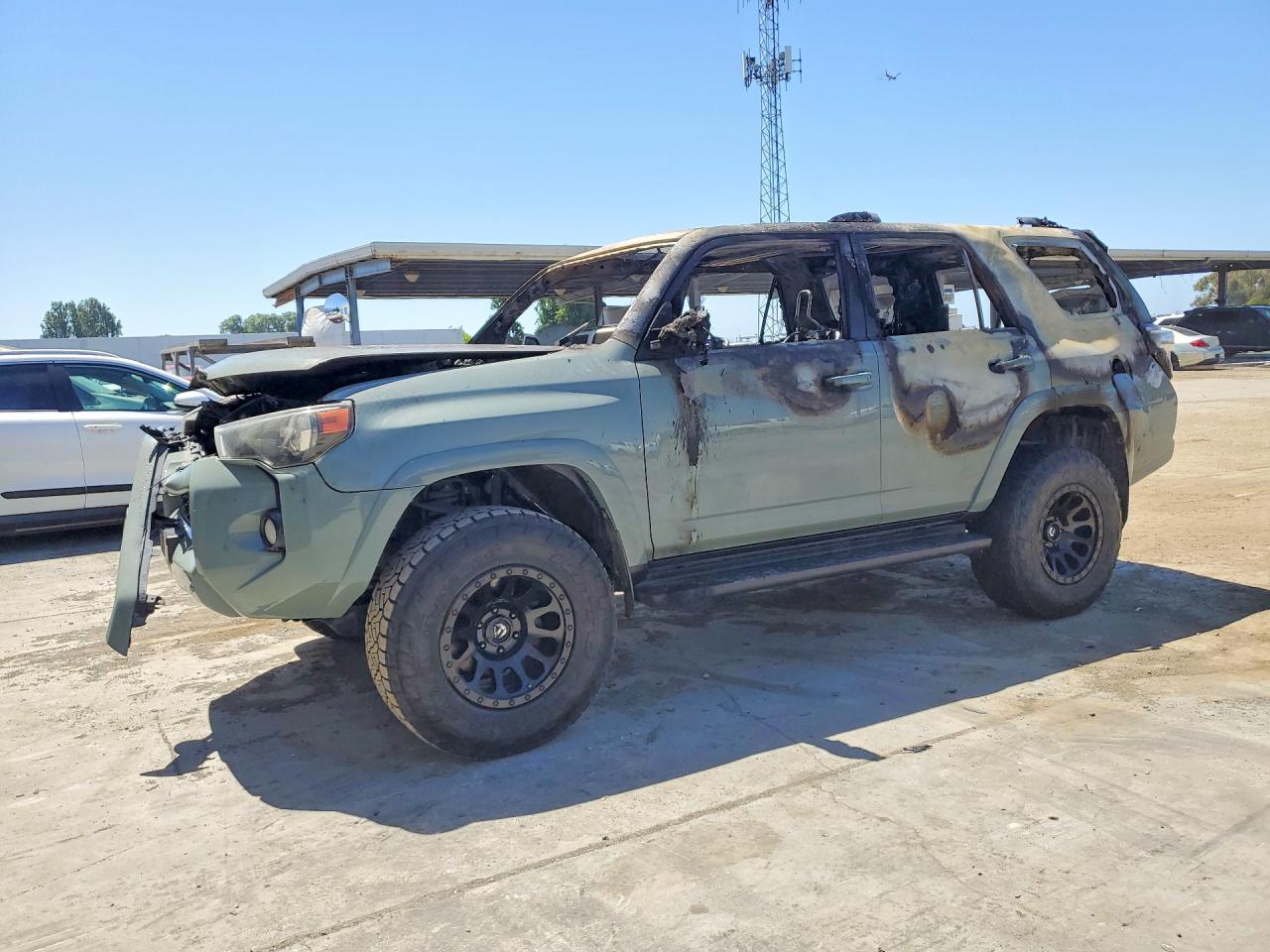 2018 Toyota 4Runner TRD Pro, VIN JTEBU5JR7J5579429 — Interior fire
