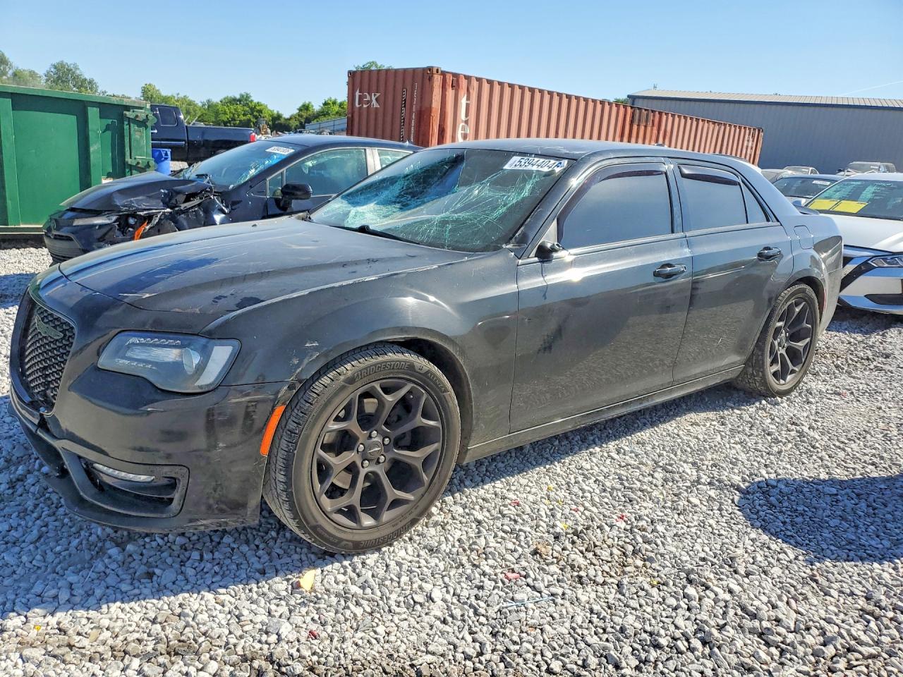 2019 Chrysler 300 S, VIN 2C3CCABT5KH704909 — Roof