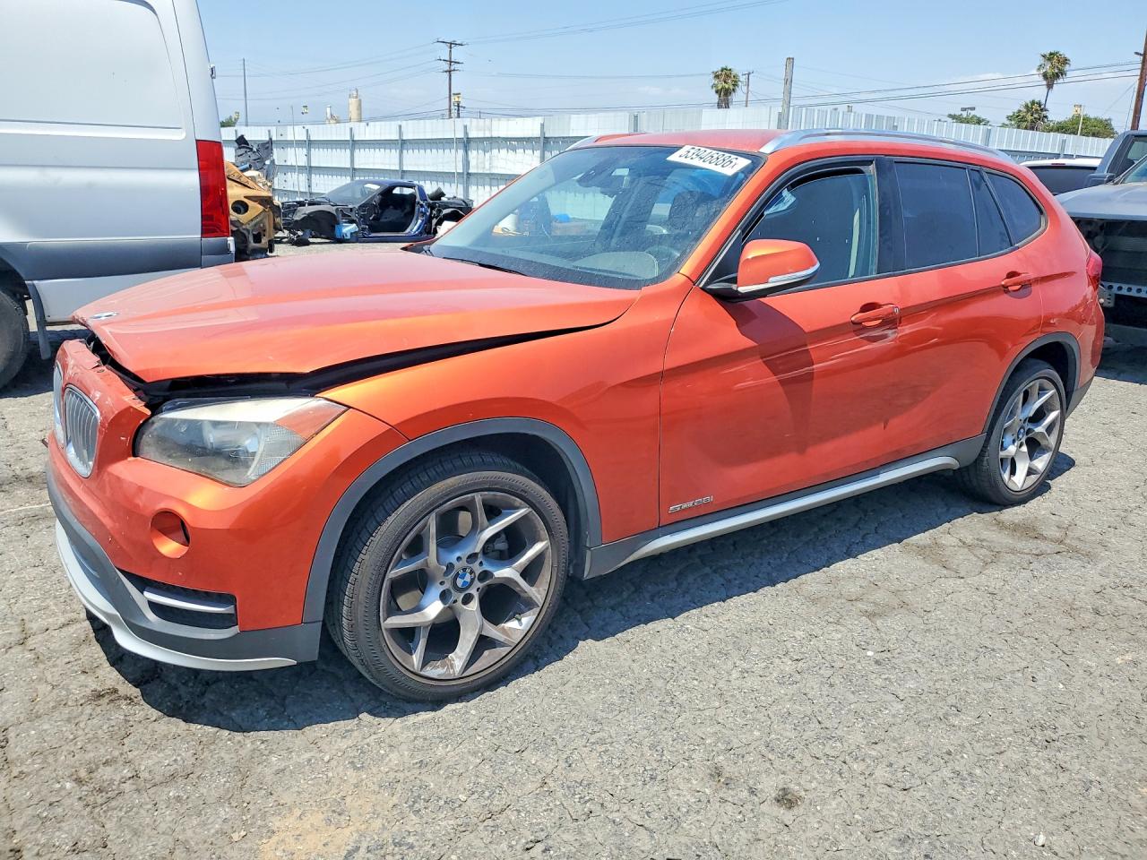 2015 BMW X1 sDrive28i, VIN WBAVM1C5XFV314478 — Front end