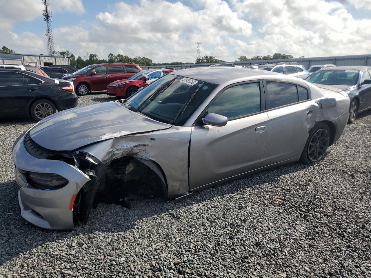 2018 Dodge Charger GT, VIN 2C3CDXJG5JH129780 — Бок