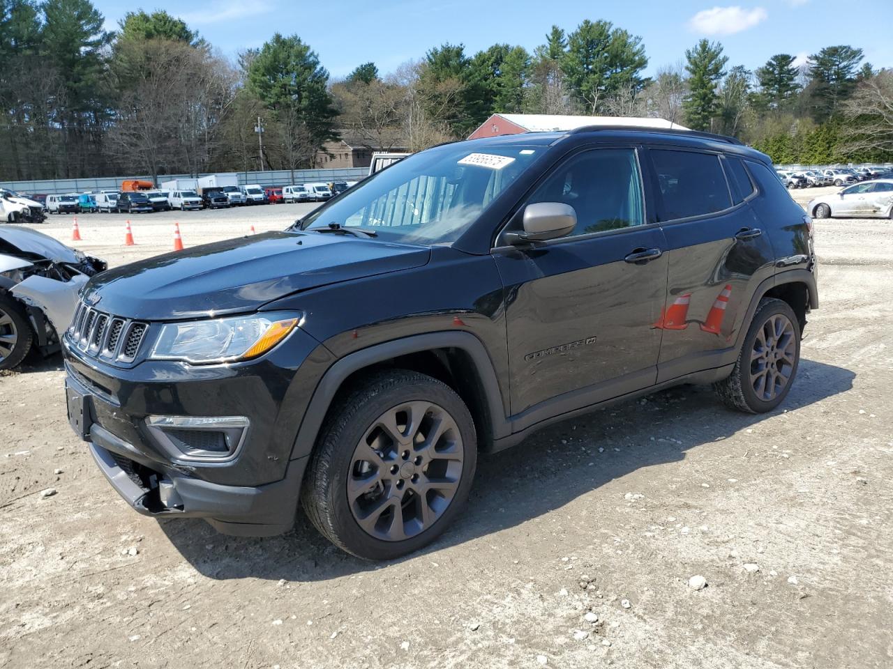 2021 Jeep Compass 80th Anniversary, VIN 3C4NJDEB2MT570661 — Rear end