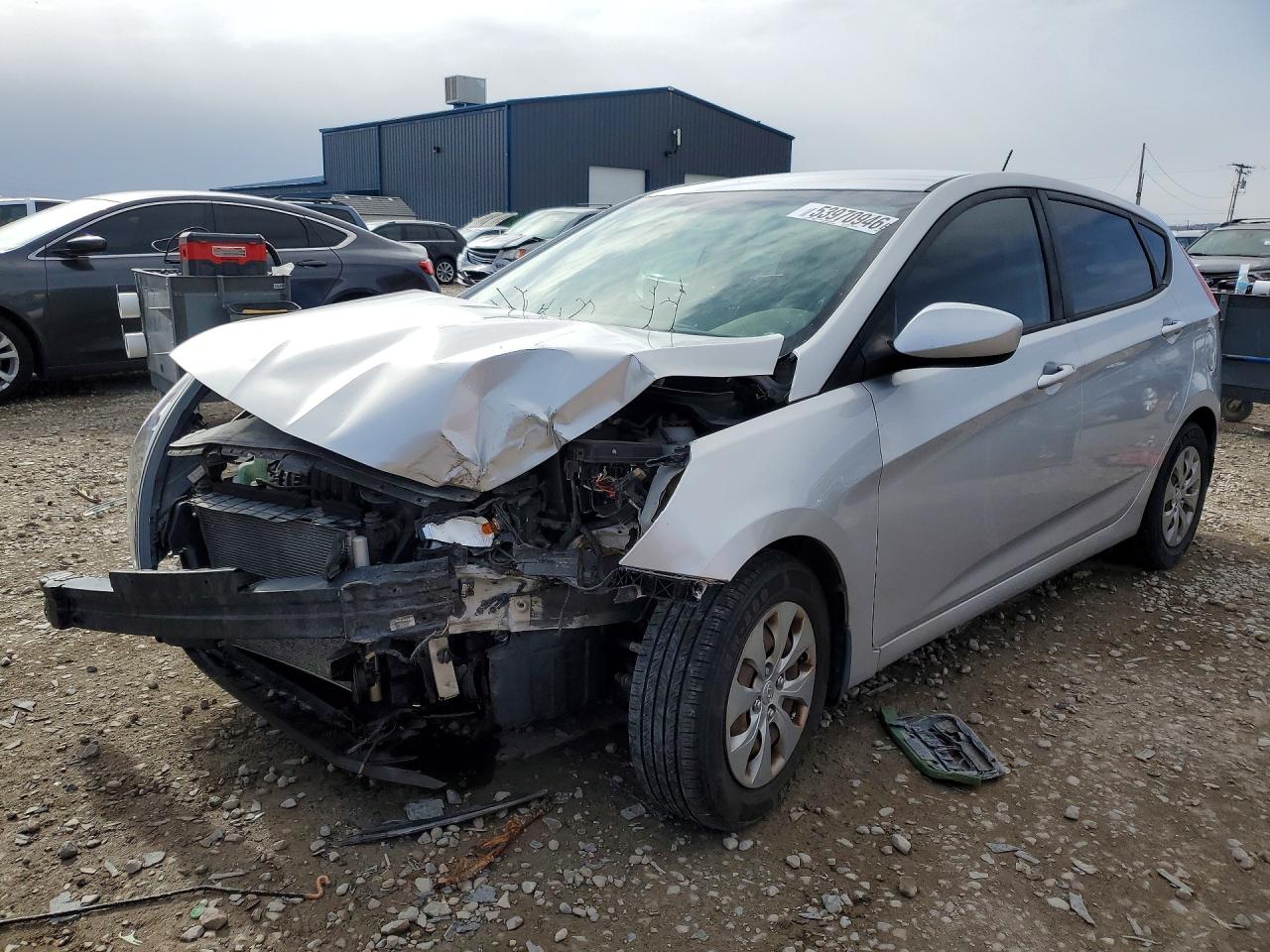 2017 Hyundai Accent SE, VIN KMHCT5AE2HU351424 — Front end