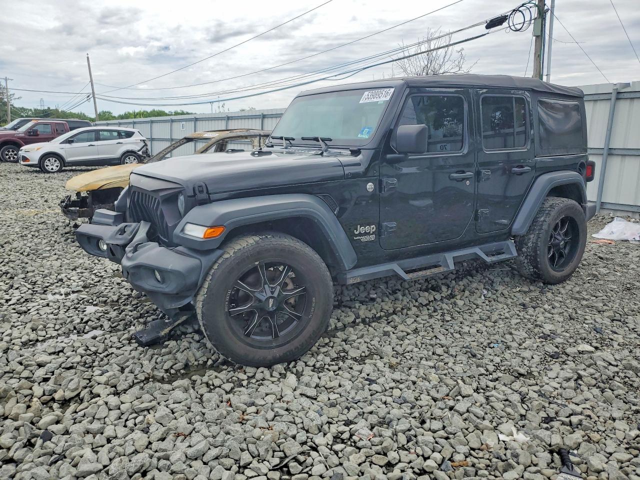 2018 Jeep Wrangler Unlimited Sport S, VIN 1C4HJXDN3JW262737 — Front end