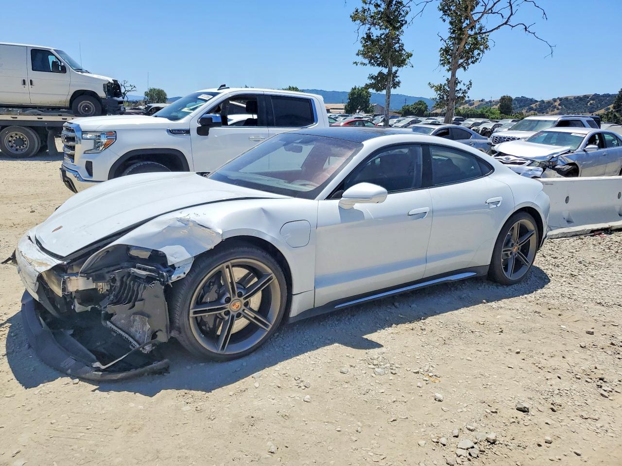 2020 Porsche Taycan 4S, VIN WP0AB2Y19LSA51600 — Front end