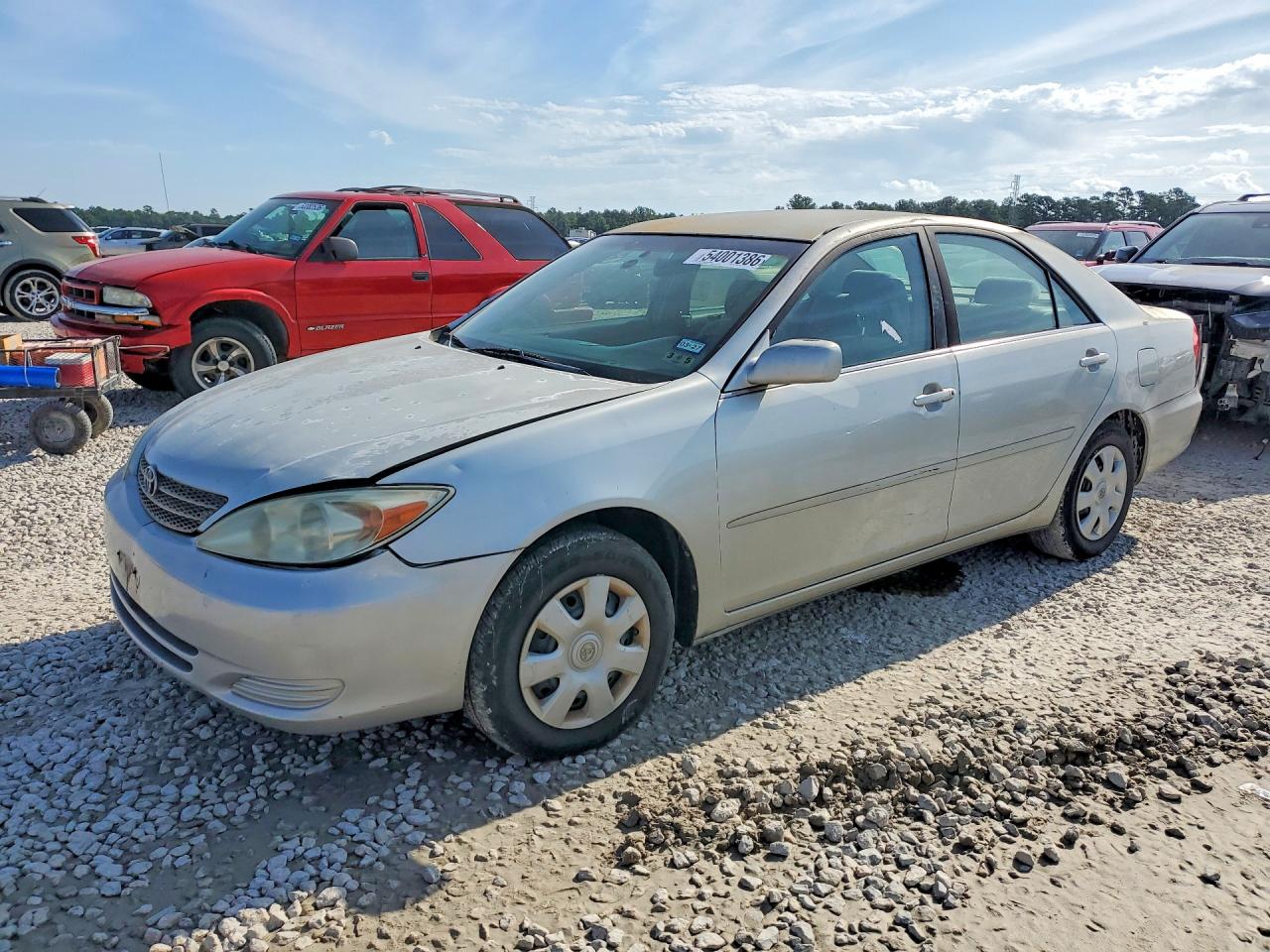 2002 Toyota Camry LE, VIN 4T1BE32K62U541149 — Side