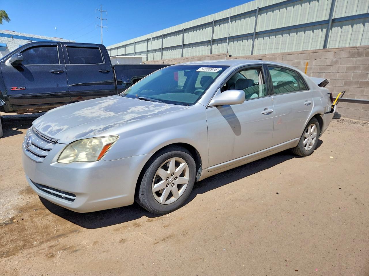 2006 Toyota Avalon Limited, VIN 4T1BK36B26U073977 — Rear end