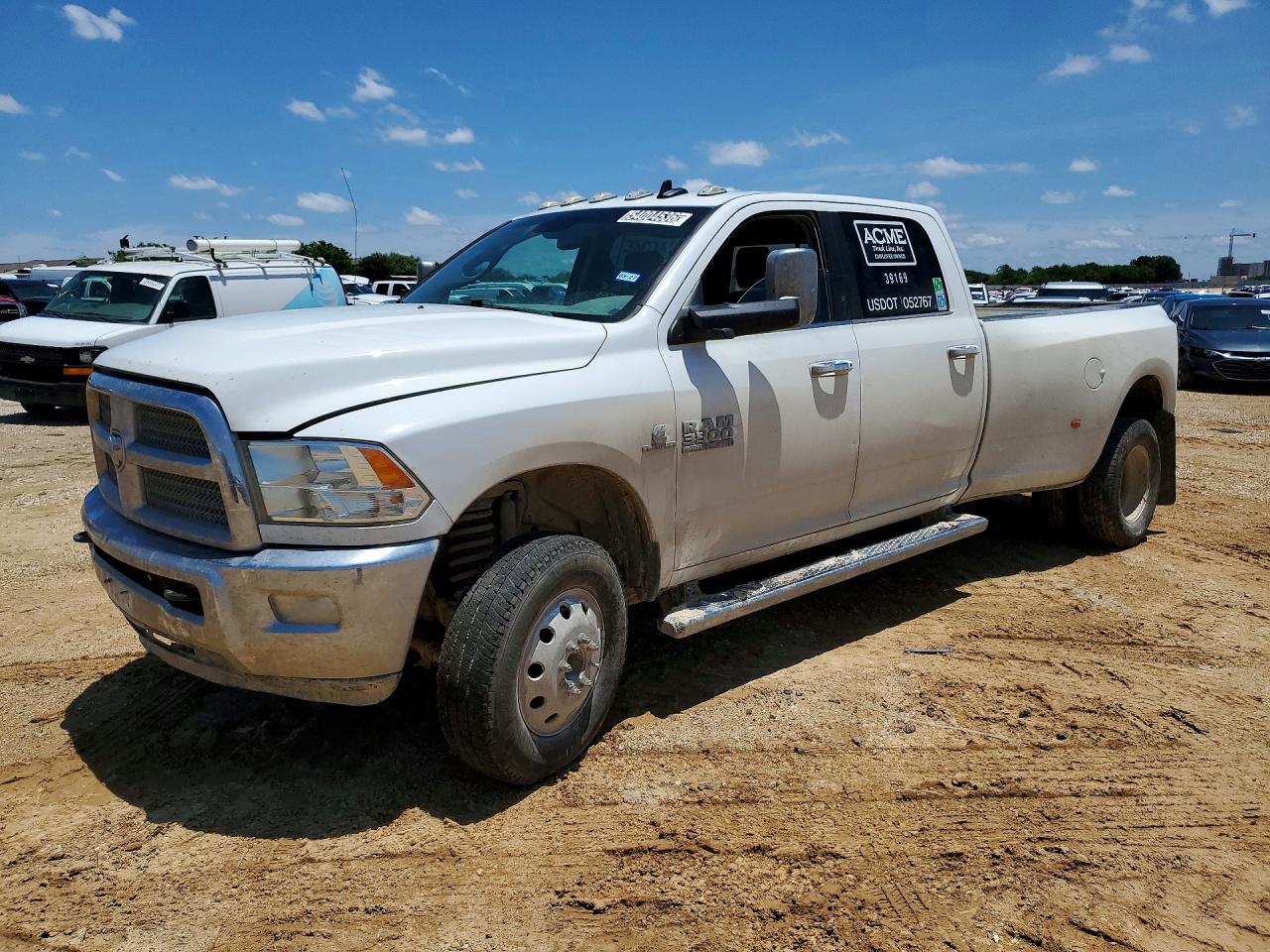 2018 Ram 3500 Lone Star, VIN 3C63RRHL0JG383982 — Front end