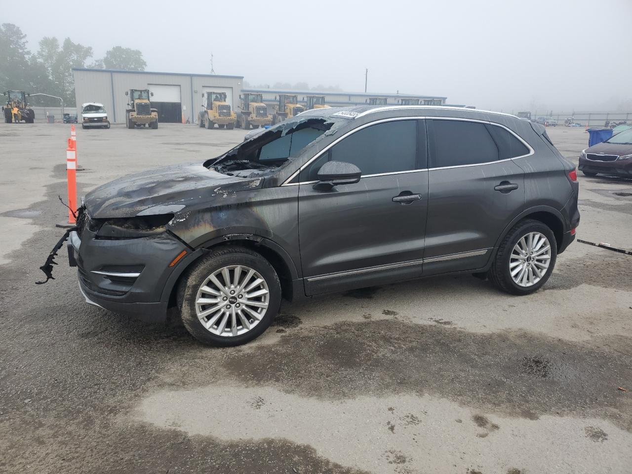 2019 Lincoln MKC Standard, VIN 5LMCJ1D92KUL01379 — Engine fire