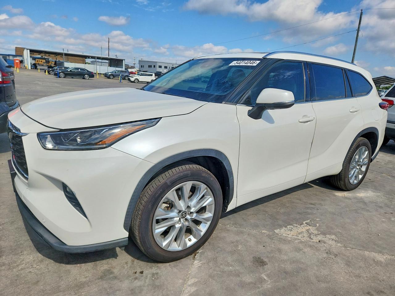 2020 Toyota Highlander Limited, VIN 5TDYZRAH2LS027641 — Rear end