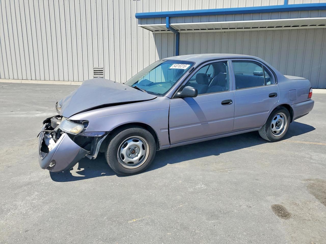 1997 Toyota Corolla, VIN 1NXBA02E1VZ659912 — Front end