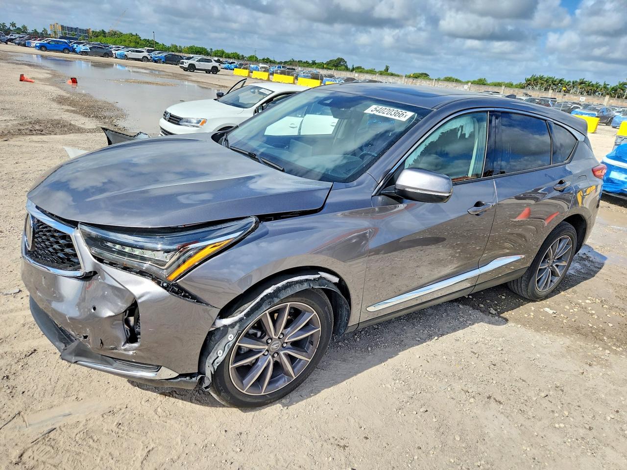 2023 Acura RDX Technology, VIN 5J8TC1H55PL009085 — Front end