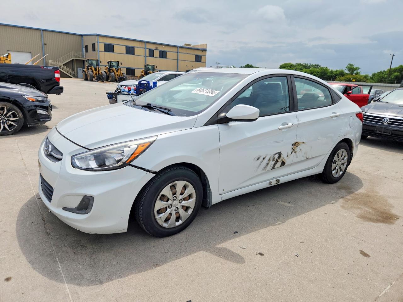 2017 Hyundai Accent SE, VIN KMHCT4AE6HU361531 — Side