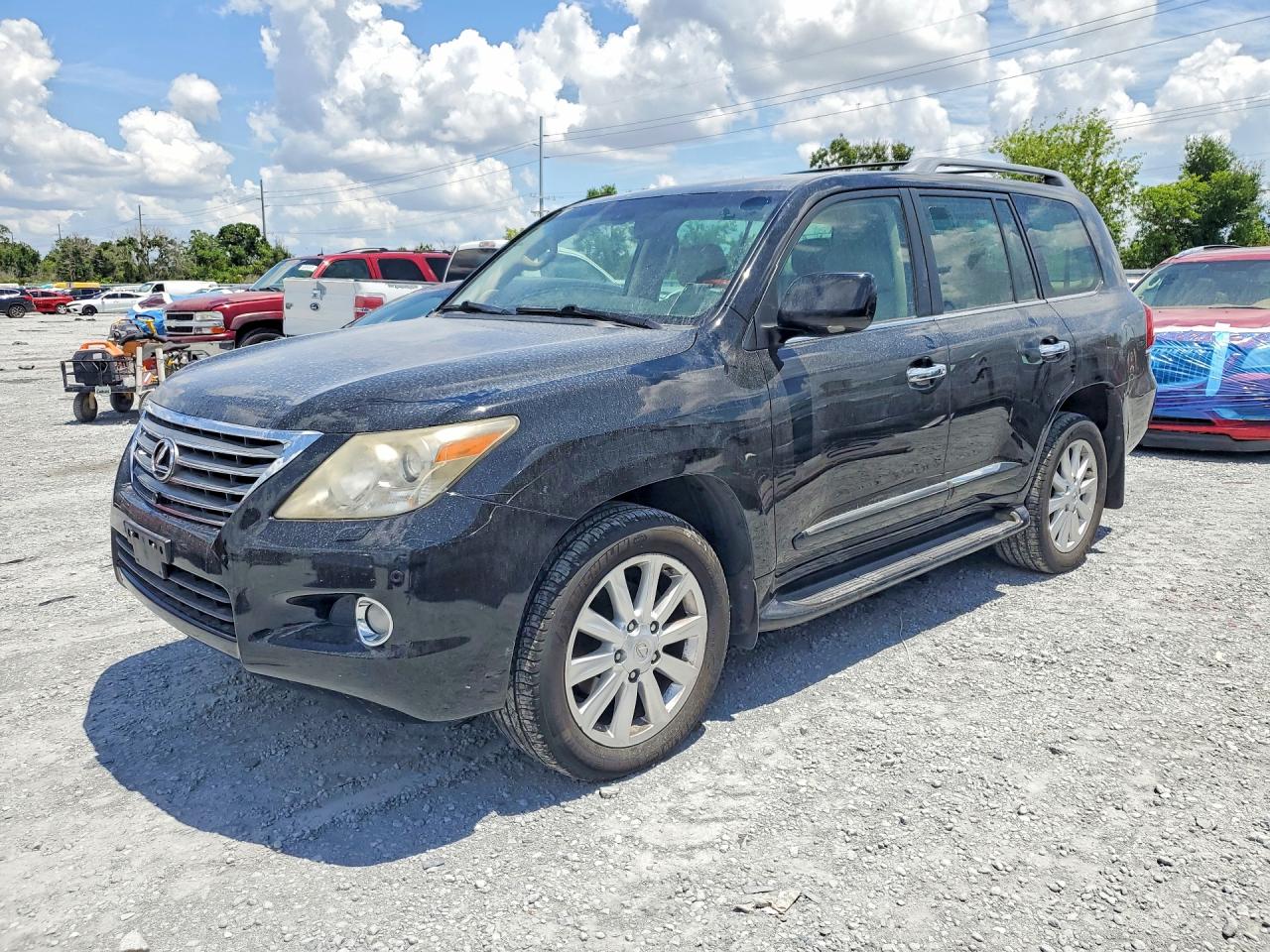 2008 Lexus LX 570, VIN JTJHY00W284002964 — Minor dents and scratches