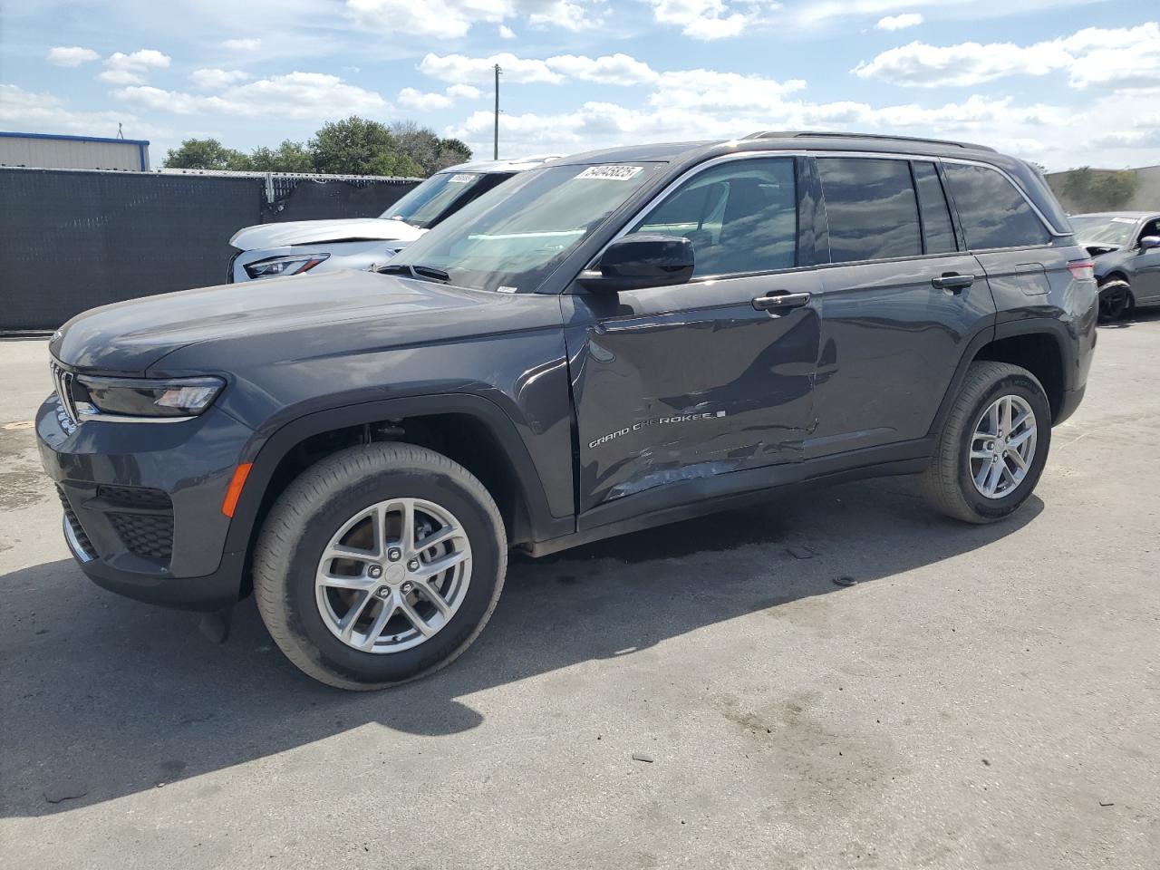 2025 Jeep Grand Cherokee Altitude X, VIN 1C4RJGAG6SC288794 — Side