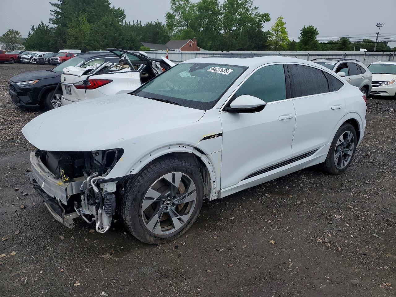 2021 Audi e-tron Sportback Premium Plus, VIN WA12AAGE7MB012261 — Front end