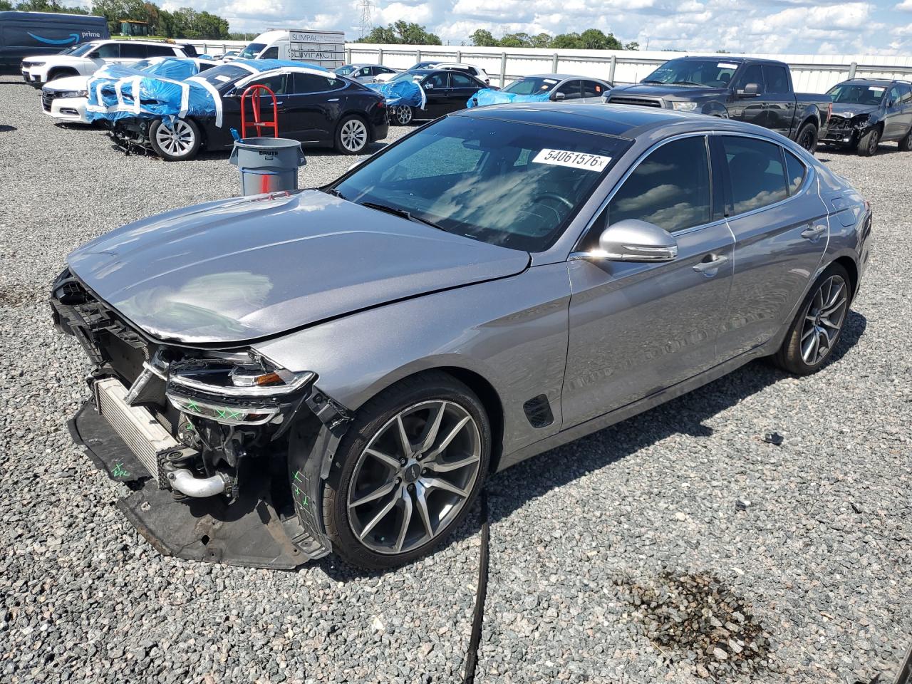 2022 Genesis G70 2.0T, VIN KMTG34TA2NU098046 — Front end