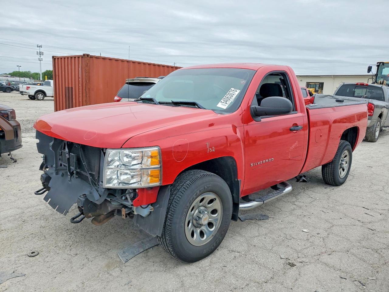 2013 Chevrolet Silverado 1500 LT, VIN 1GCNCSEA1DZ364388 — Rear end