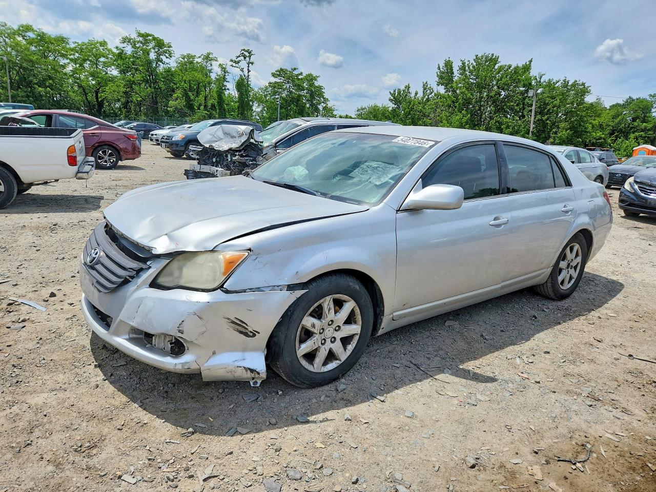 2009 Toyota Avalon XL, VIN 4T1BK36B19U329496 — Front end