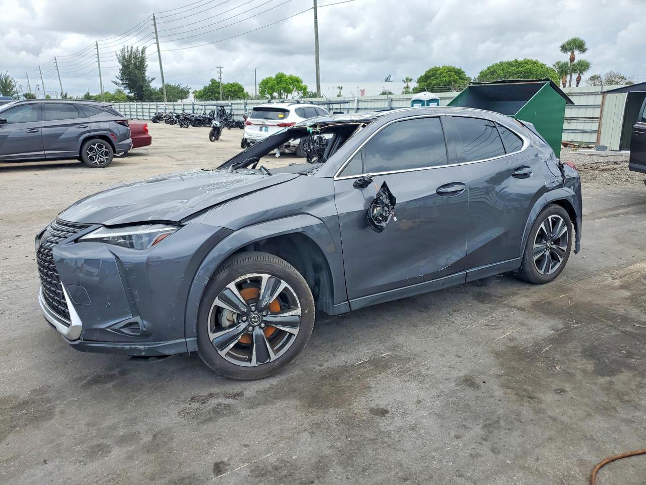 2023 Lexus UX 250h Premium, VIN JTHP6JBHXP2150555 — All over