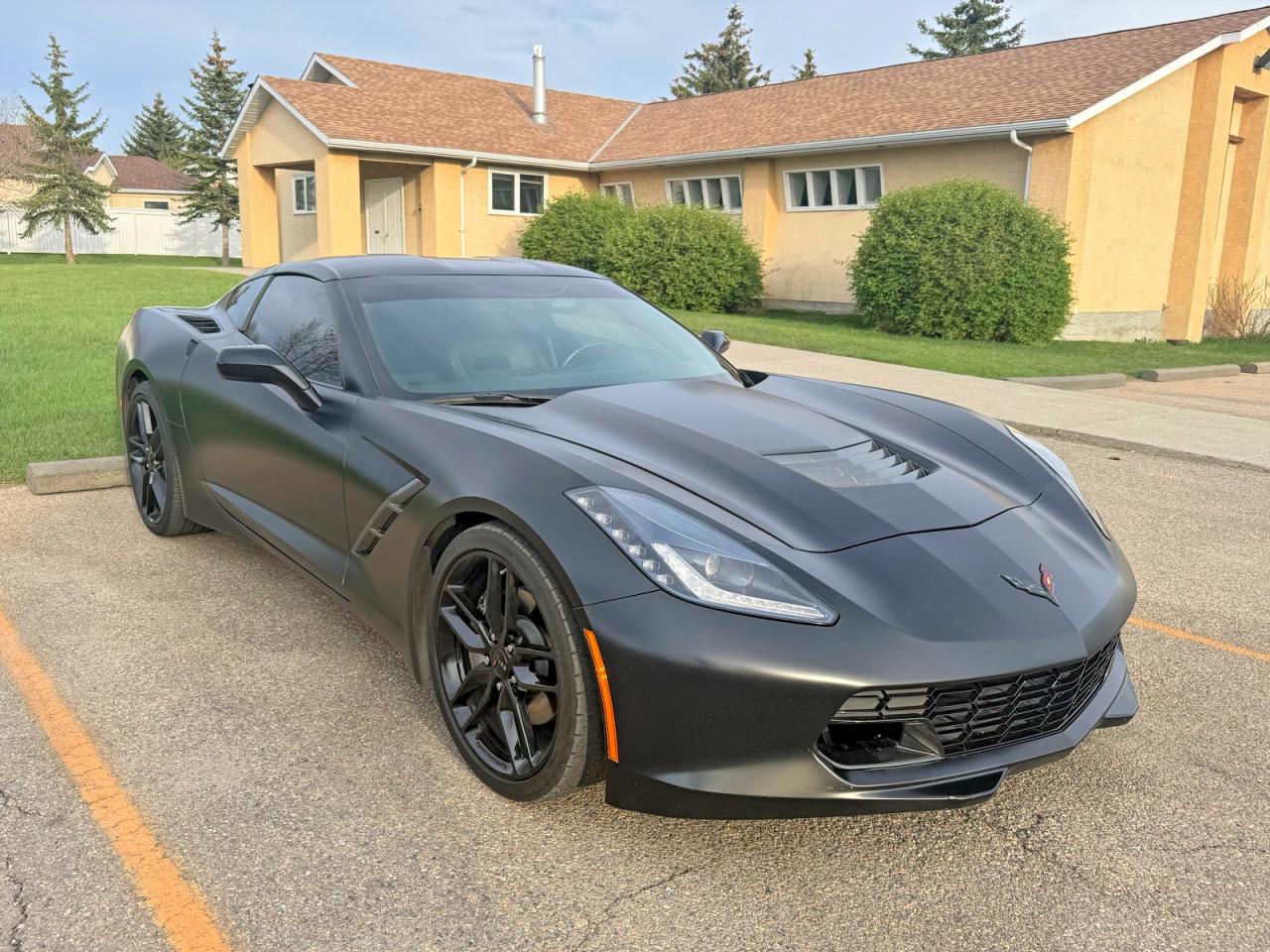 2018 Chevrolet Corvette 1LT, VIN 1G1YB2D70J5101729 — Normal wear