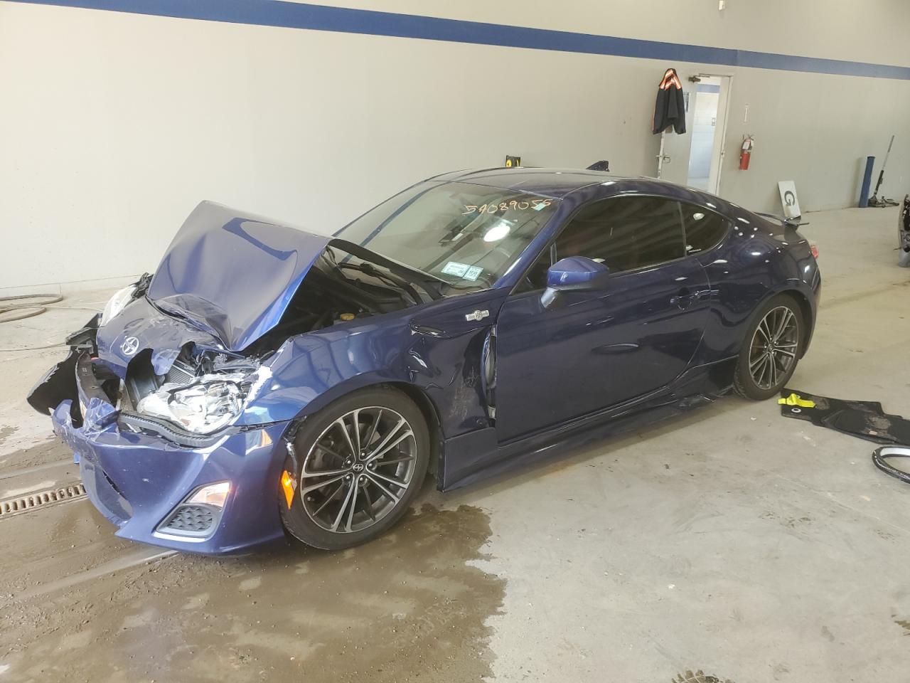 2016 Scion FR-S, VIN JF1ZNAA17G9709008 — Front end